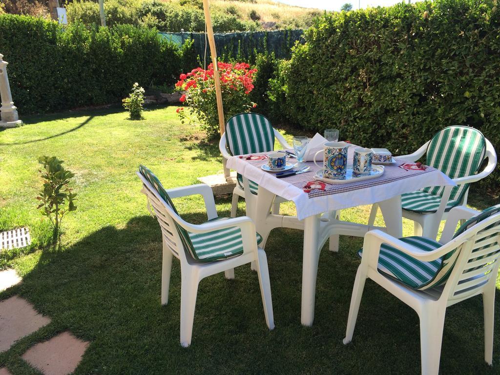 Bed and Breakfast Sa Mariposa à Ittiri Extérieur photo