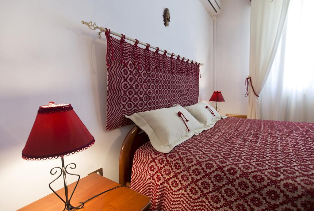 Bed and Breakfast Sa Mariposa à Ittiri Extérieur photo